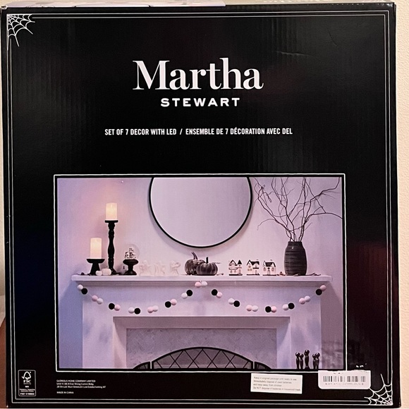 🆕- MARTHA STEWART ORANGE LED HAUNTED HOUSE, BOO GHOSTS & POMPOM GARLAND 7 PC SET - Picture 12 of 13